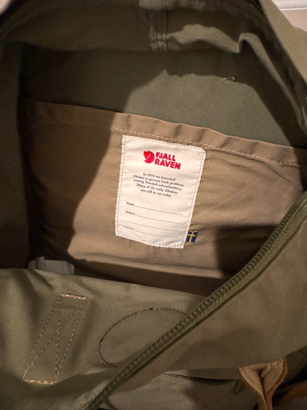Fjallraven Kanken Backpack in Olive with Chestnut Leather Handles - Picture 3 of 5